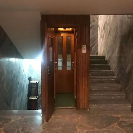 Chiaia Bilocale Panoramico * Неаполь