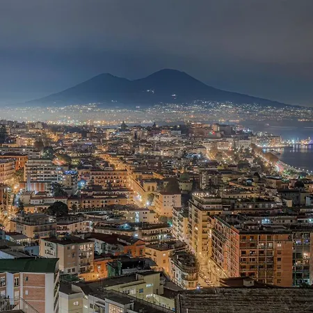 Chiaia Bilocale Panoramico Сasa de vacaciones Nápoles